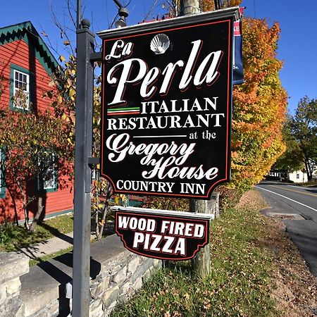 La Perla Restaurant & Country Inn Averill Park Екстериор снимка