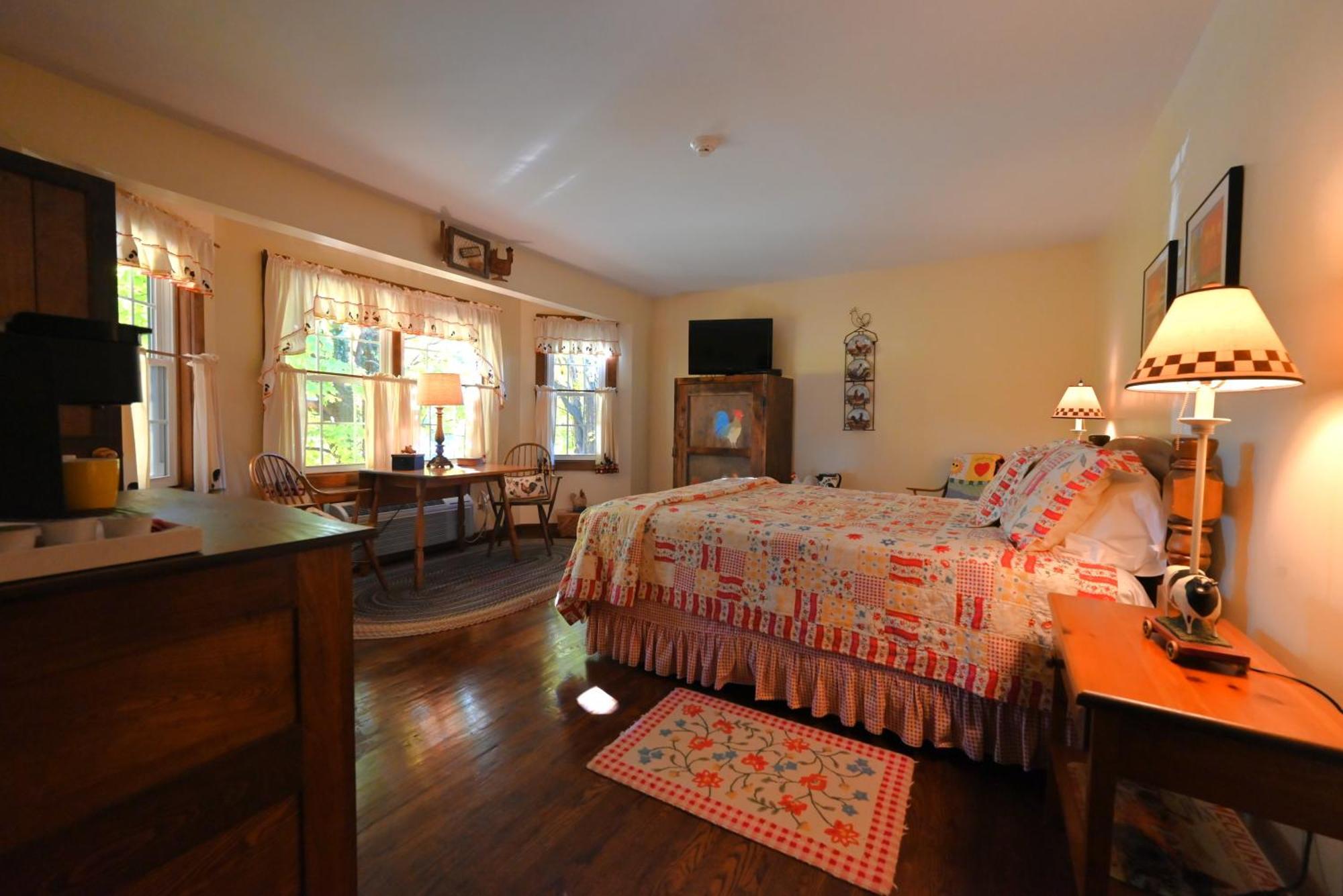 La Perla Restaurant & Country Inn Averill Park Екстериор снимка