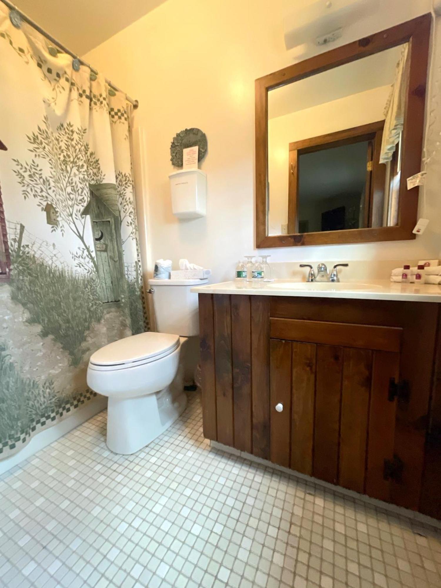 La Perla Restaurant & Country Inn Averill Park Екстериор снимка
