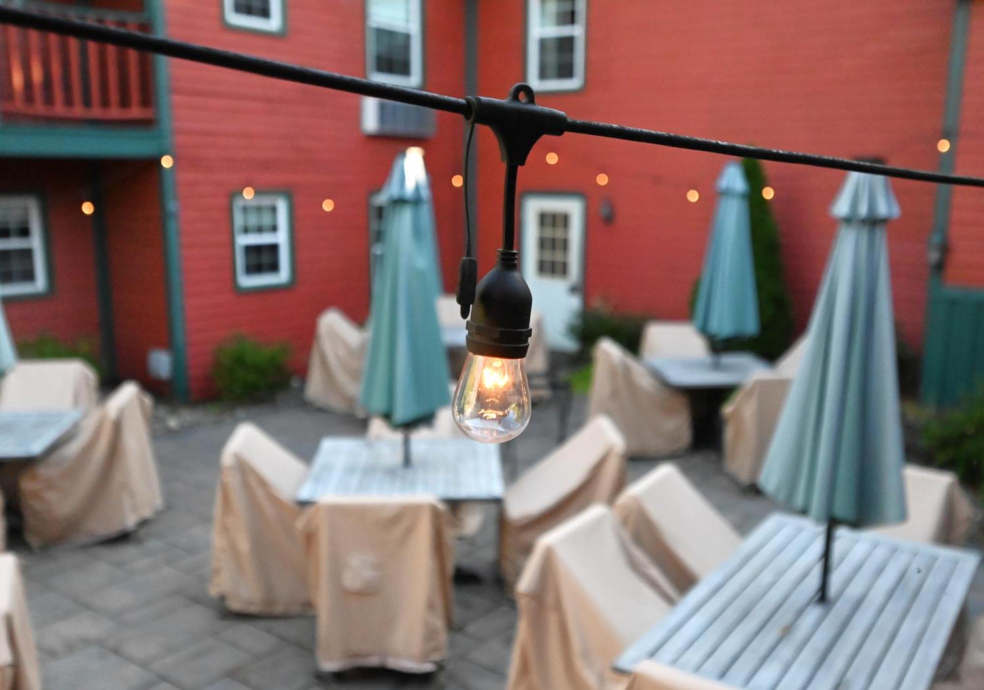 La Perla Restaurant & Country Inn Averill Park Екстериор снимка